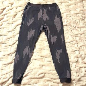 Lululemon Robert Geller Joggers XL Black Grey Camo Take the Moment Unisex